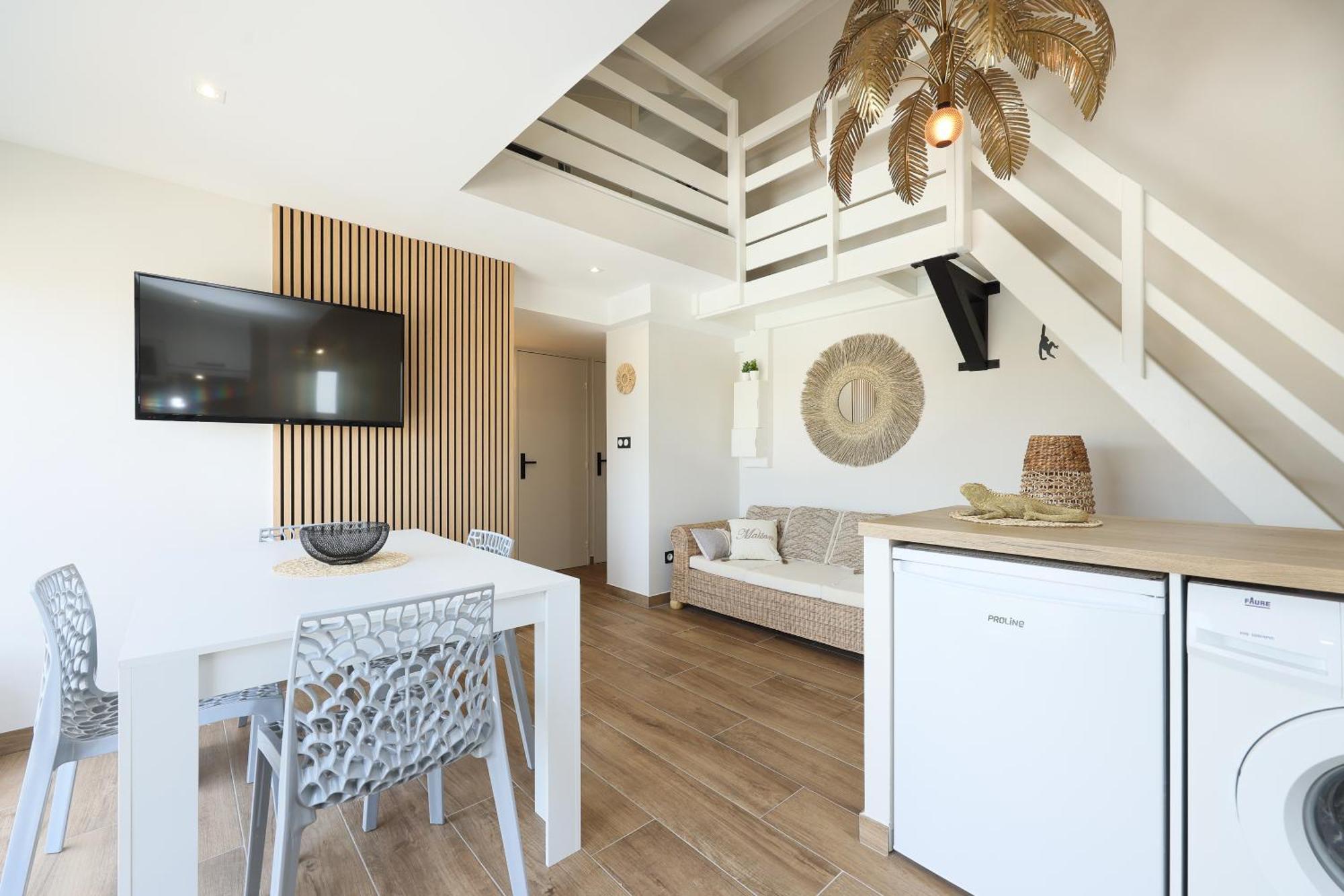 Apartment Fare Laurent